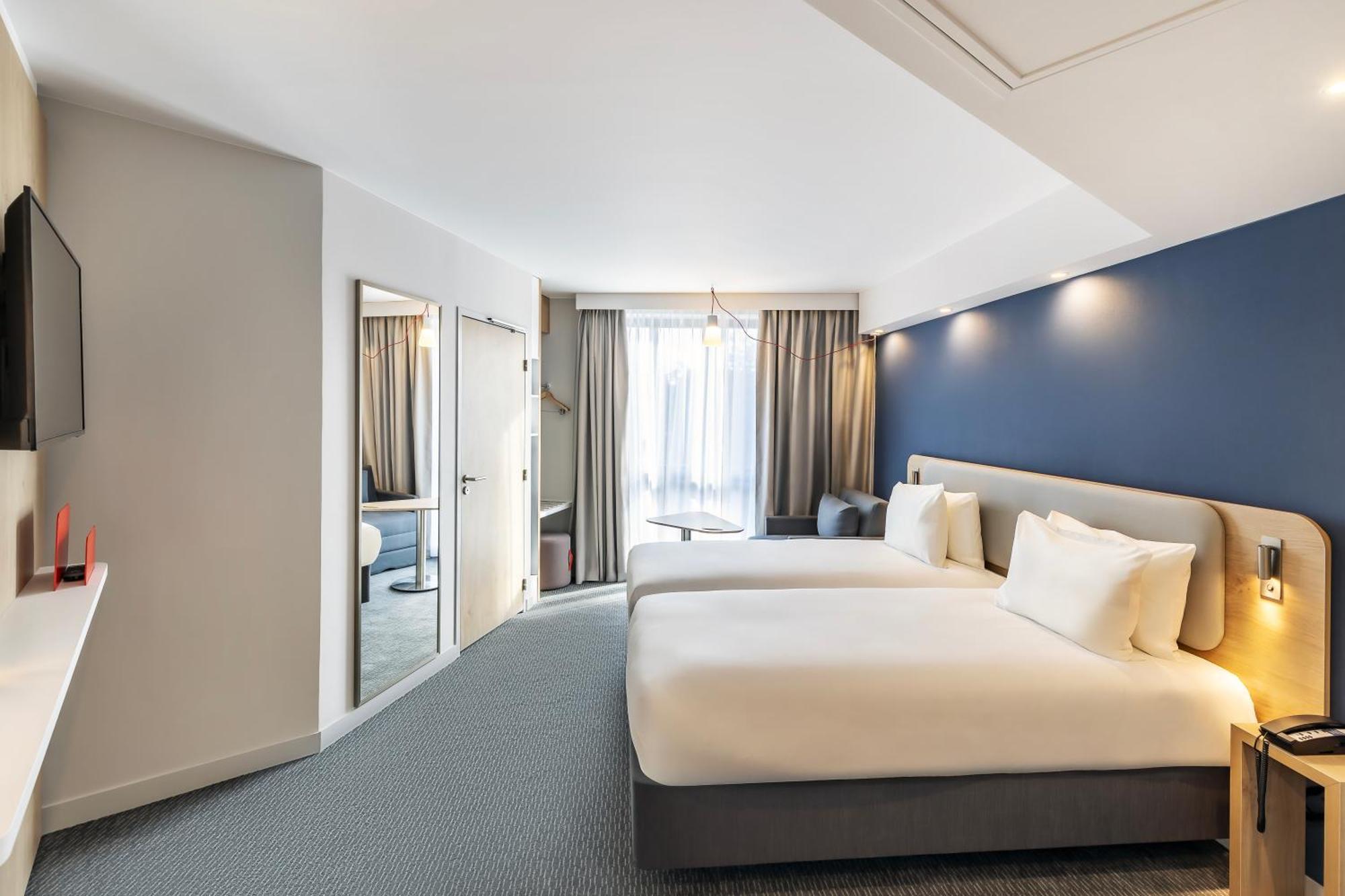 Holiday Inn Express Paris - Poissy By Ihg Exteriér fotografie