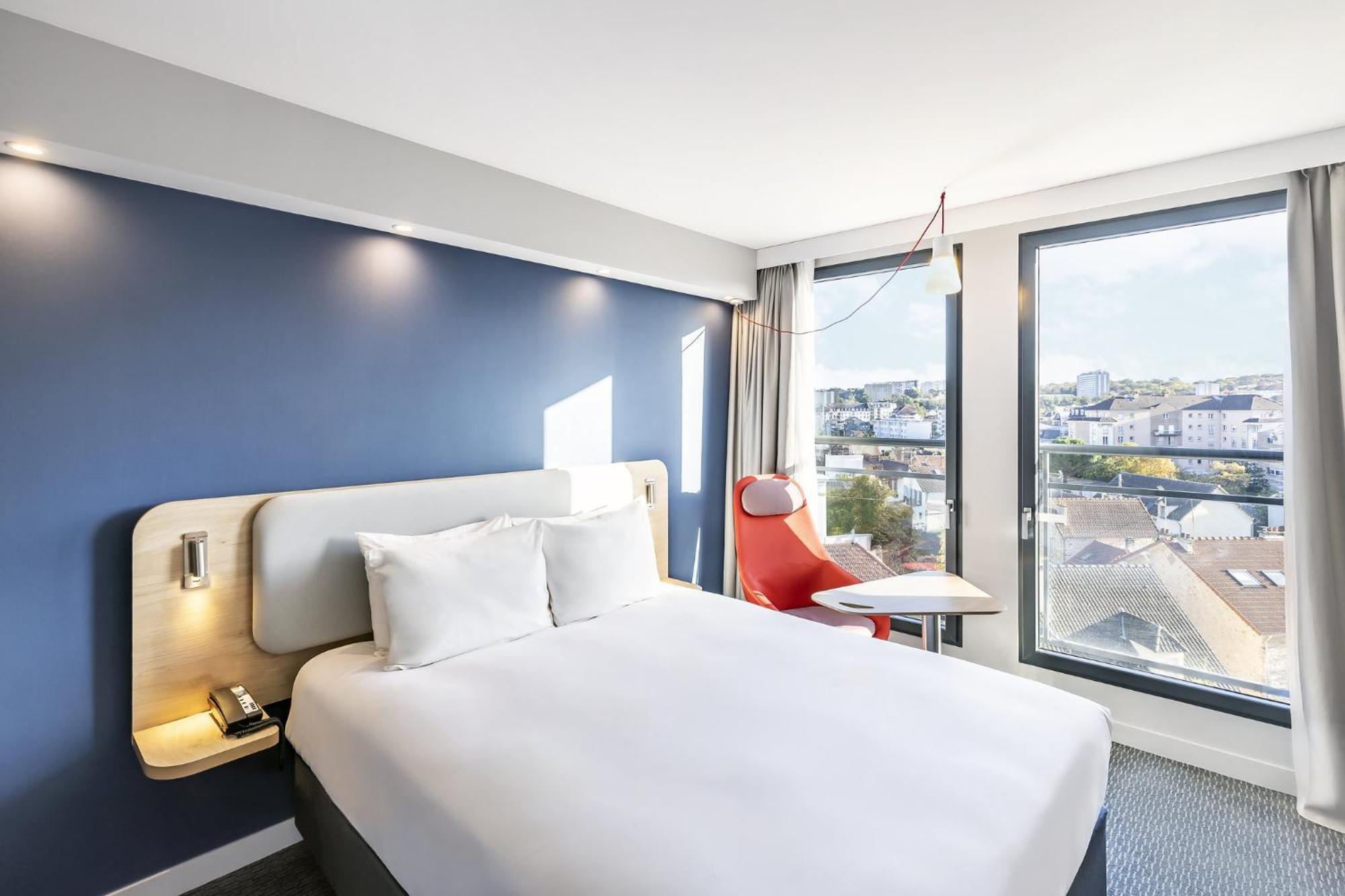 Holiday Inn Express Paris - Poissy By Ihg Exteriér fotografie