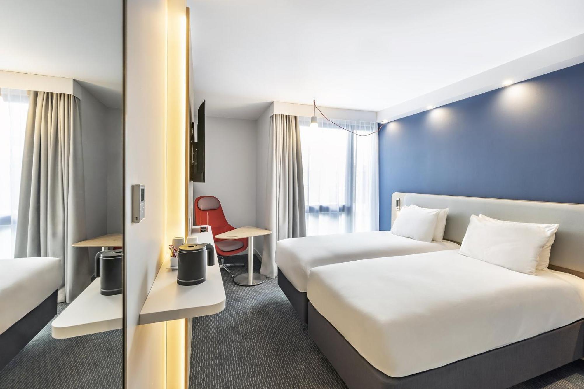 Holiday Inn Express Paris - Poissy By Ihg Exteriér fotografie
